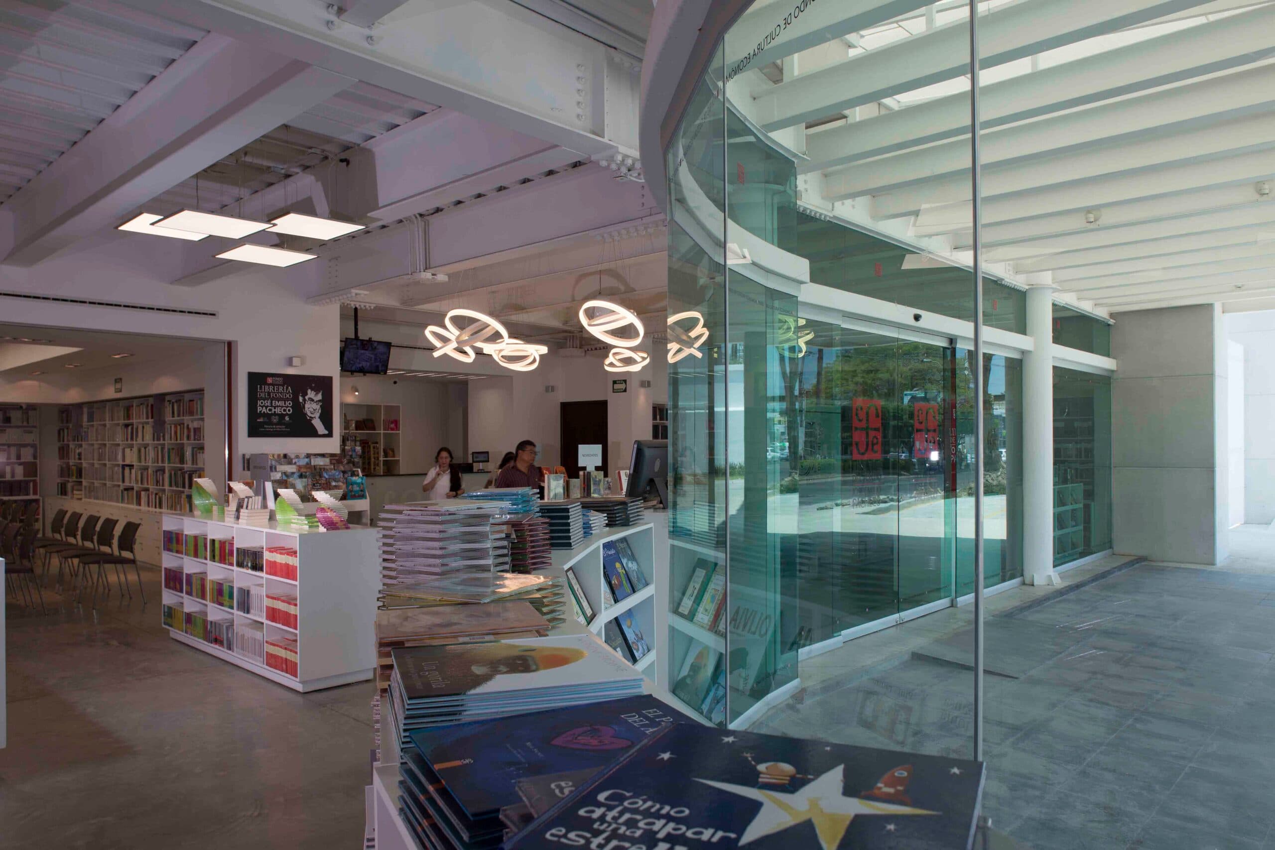 Centro Cultural Balún Canán