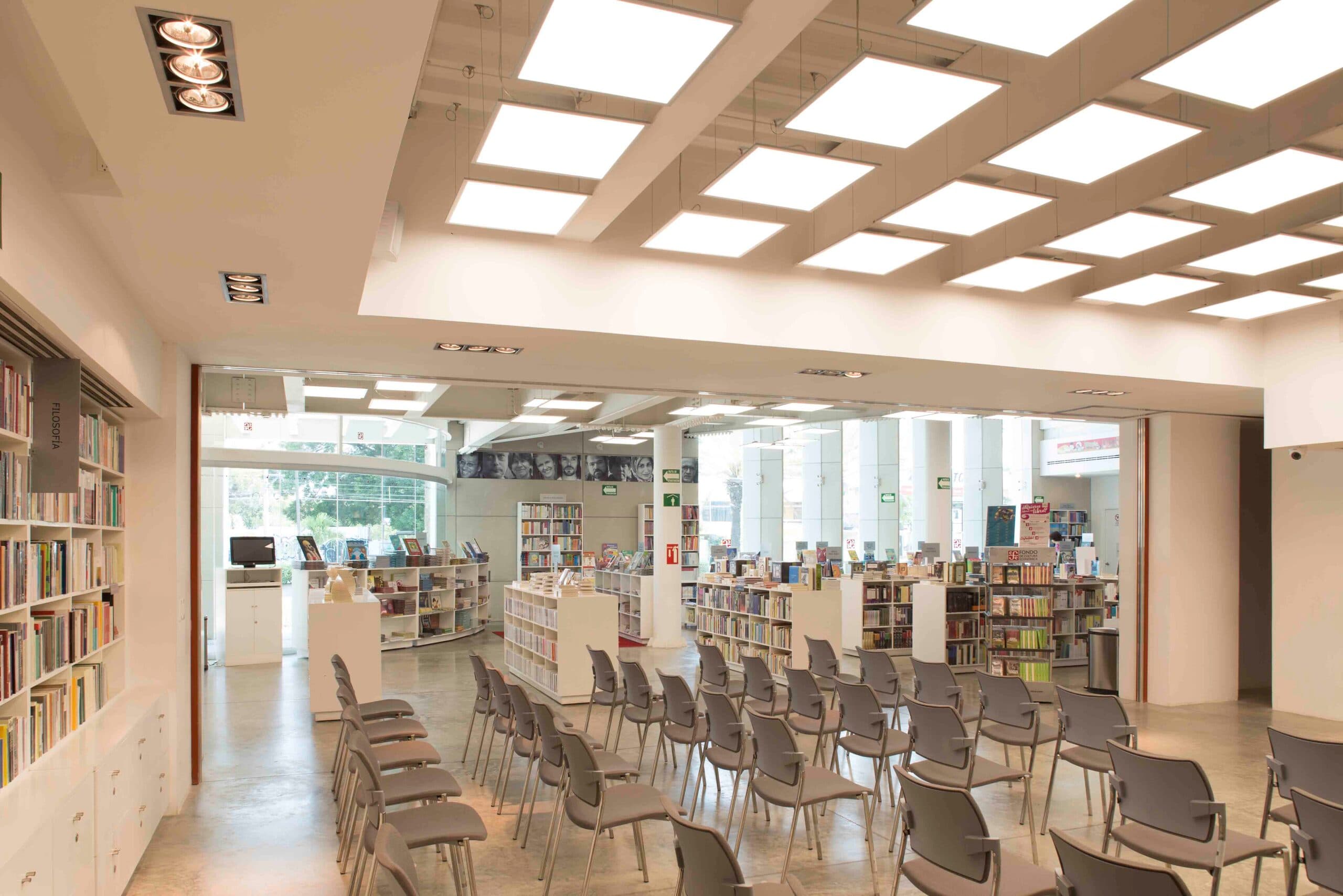 Centro Cultural Balún Canán